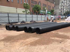 云梦城区沿新316国道西侧高铁站